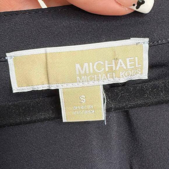 Michael Kors Chain Lace-Up Belted Shirtdress - Picture 4 of 5